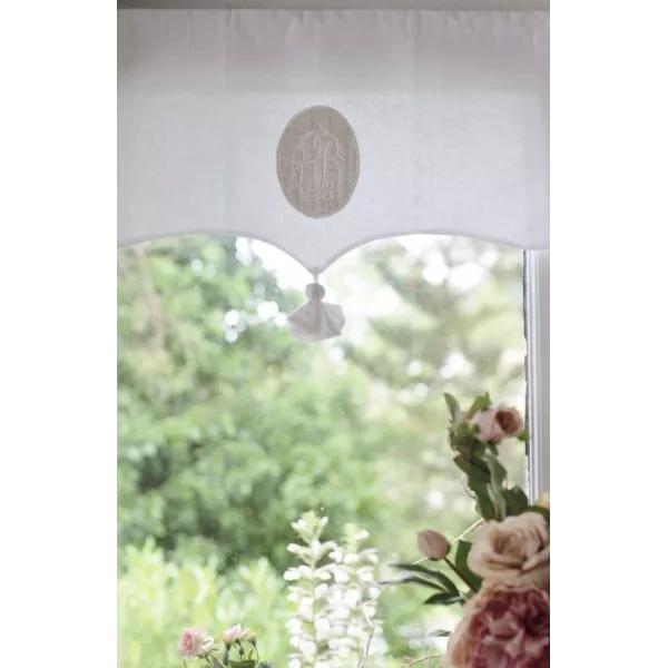 Cantonnière sur-mesure Broderie
