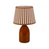 La Petite Lampe de Chevet en Céramique Brune et Abat-Jour Lin Rayé