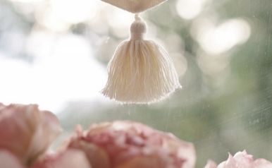 Cloche en verre Esprit Charme et Fleurs séchées Déco Maison Romantique